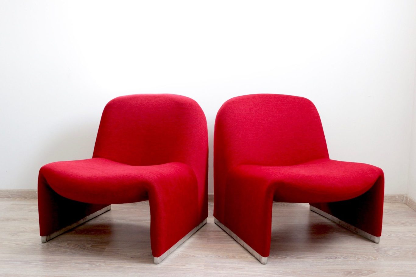 Fauteuil vintage recouvert d'un drap de laine "Alessandro Bini"